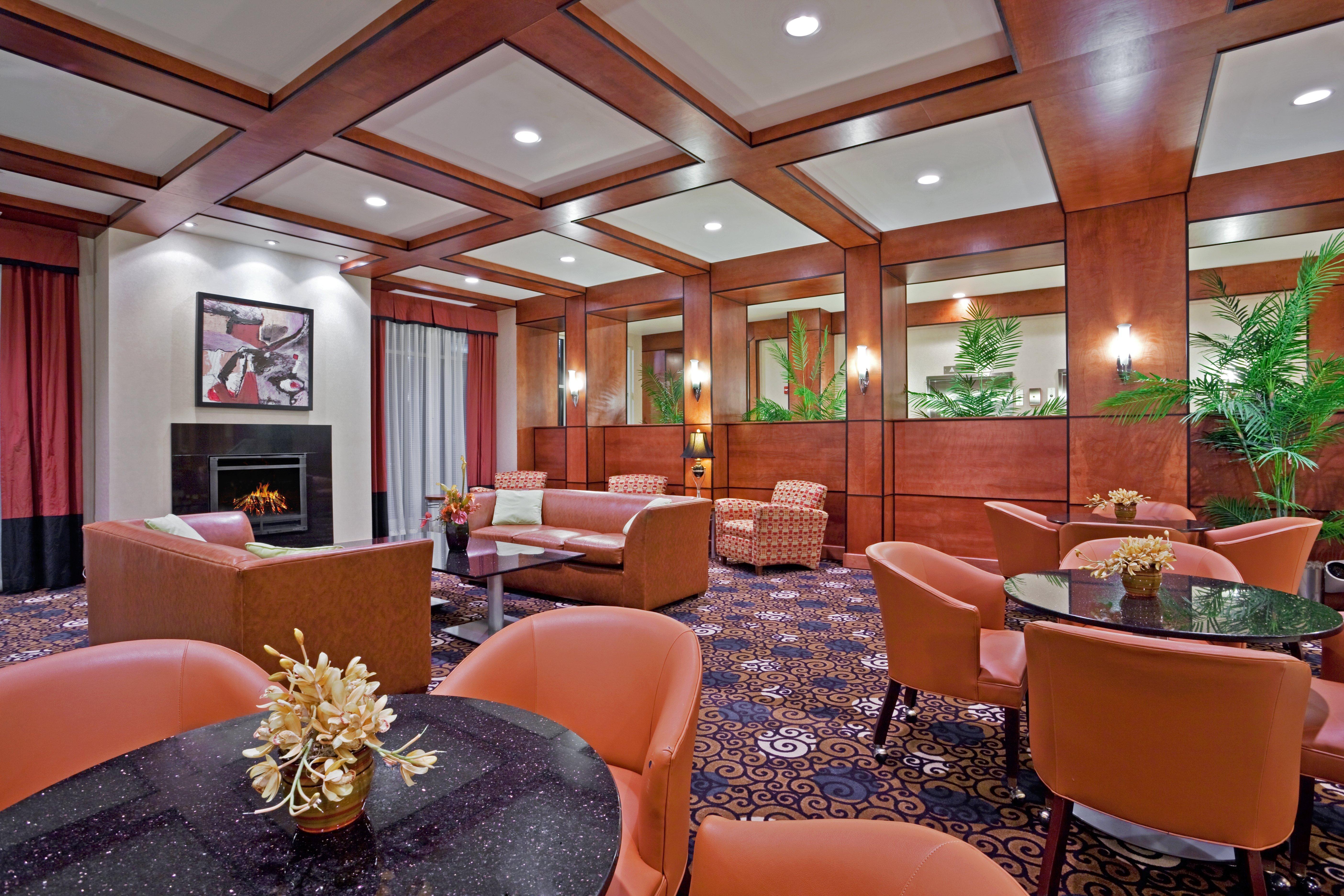 Holiday Inn Purdue - Fort Wayne By Ihg Eksteriør billede